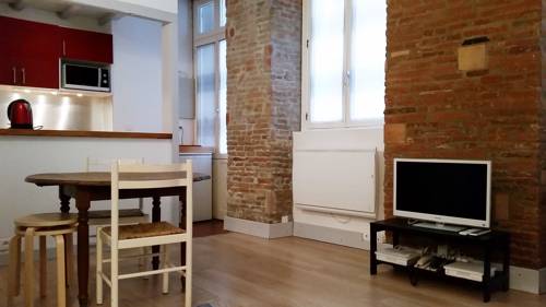 Toulouse France Extreme Hotel Promo Code for Booking.com