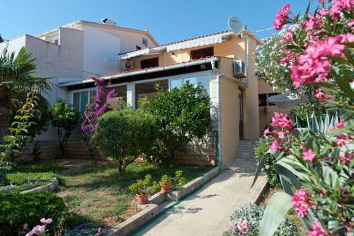 Novalja Croatia Extreme Hotel Promo Code for Booking.com