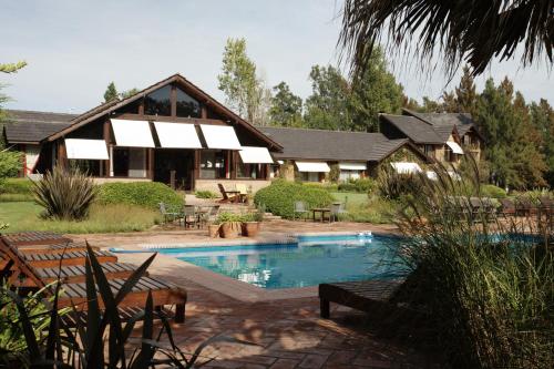 Pilar Argentina Extreme Hotel Promo Code for Agoda.com