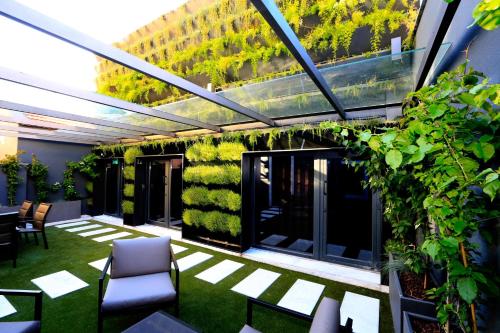 Lisbon Portugal Extreme Hotel Promo Code for Agoda.com