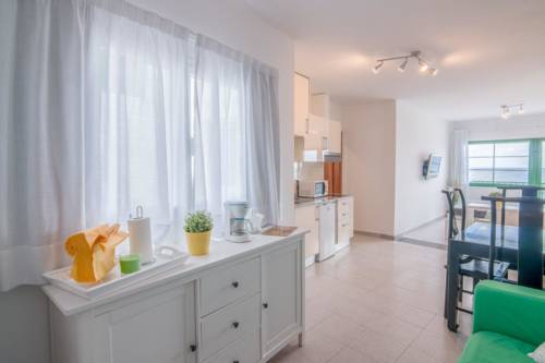 La Santa Spain Extreme Hotel Promo Code for Booking.com