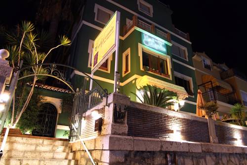 Málaga Spain Extreme Hotel Promo Code for Booking.com