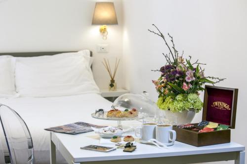 Naples Italy Extreme Hotel Promo Code for Agoda.com